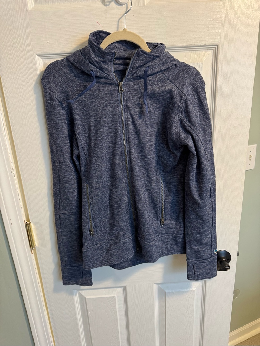 Kuhl Women's Heathered Navy Zip-Up Hoodie - Great condition ❤️